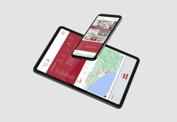 Tablette et smartphone affichant une page vitrine conçue par Capture Immersive.